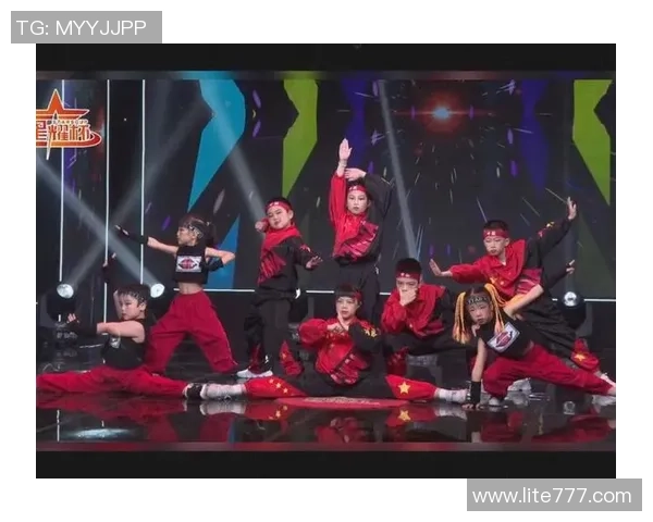 赛后复盘:北京街舞队与武汉街舞队的速度较量与精彩瞬间分析 赛后复盘:北京街舞队与武汉街舞队的速度较量与精彩瞬间分析