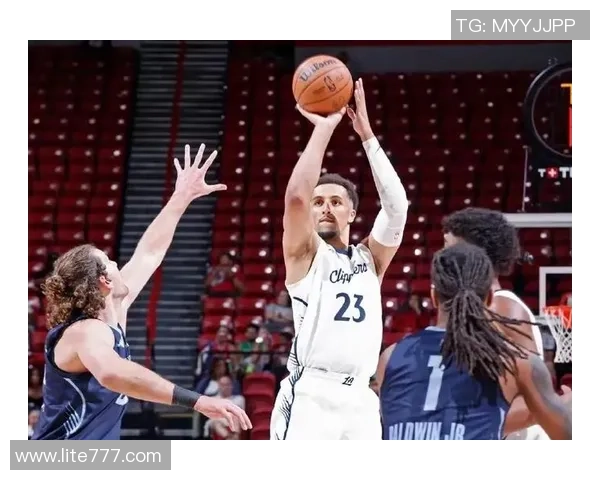 NBA直播快船对阵灰熊精彩赛事回顾与分析尽在此处 NBA直播快船对阵灰熊精彩赛事回顾与分析尽在此处