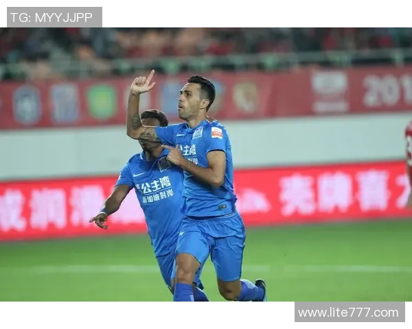 恒大与富力激战在即球迷热切期待精彩对决与票务信息